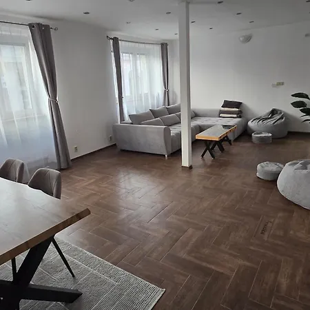 Post 25 Apartament *